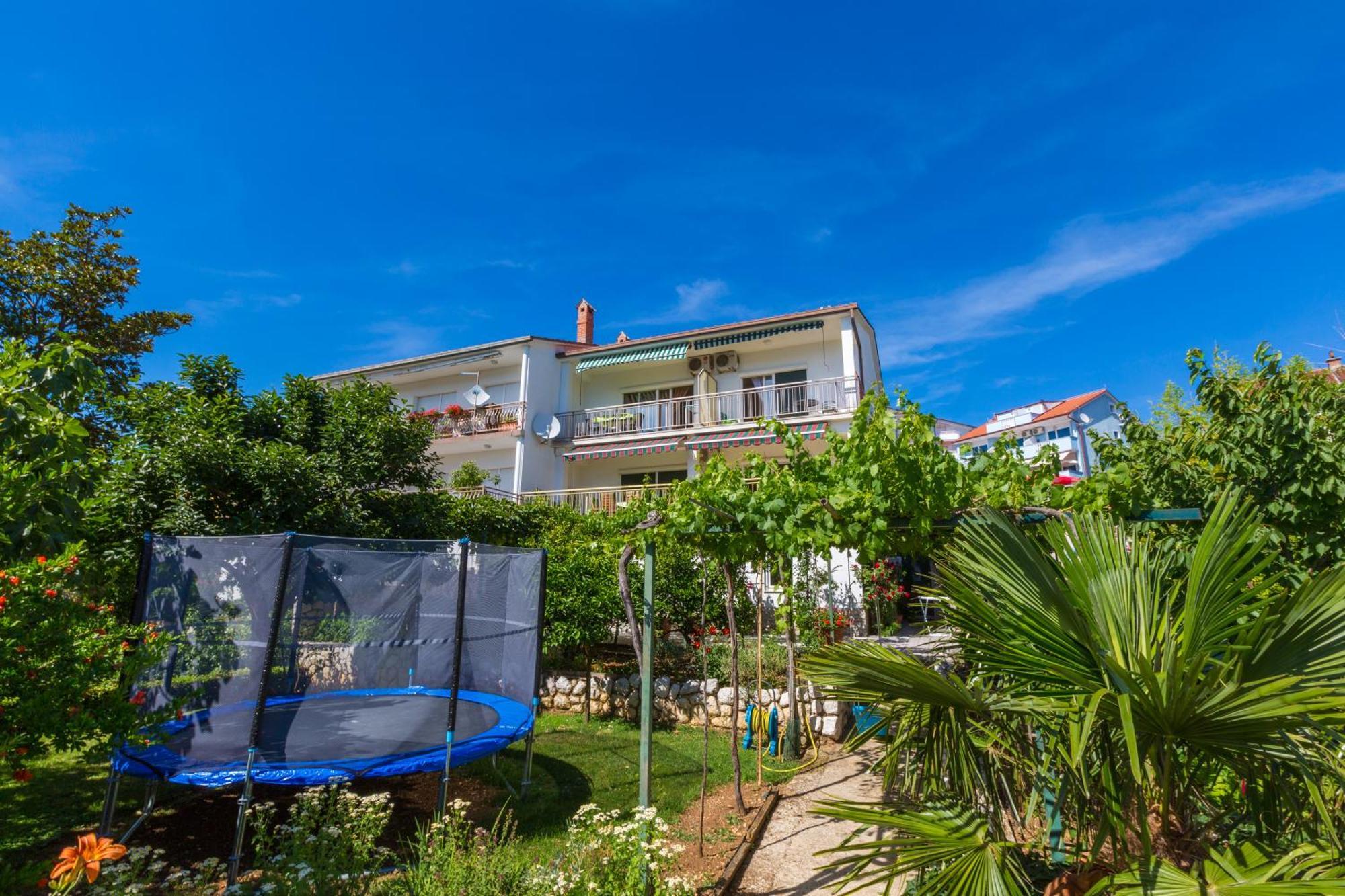 Nella. Apartment Crikvenica Exterior photo